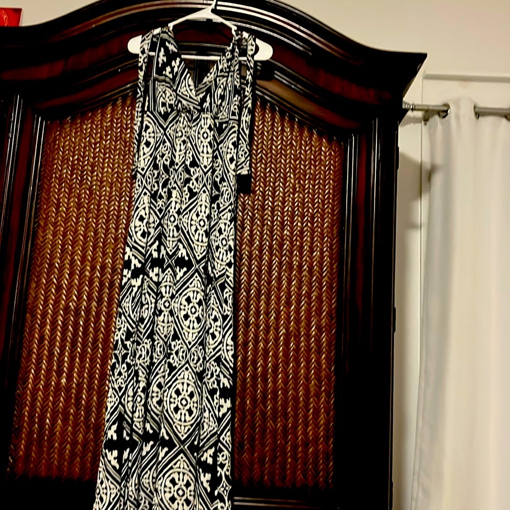 This Allison Britney dress is so darn cute.